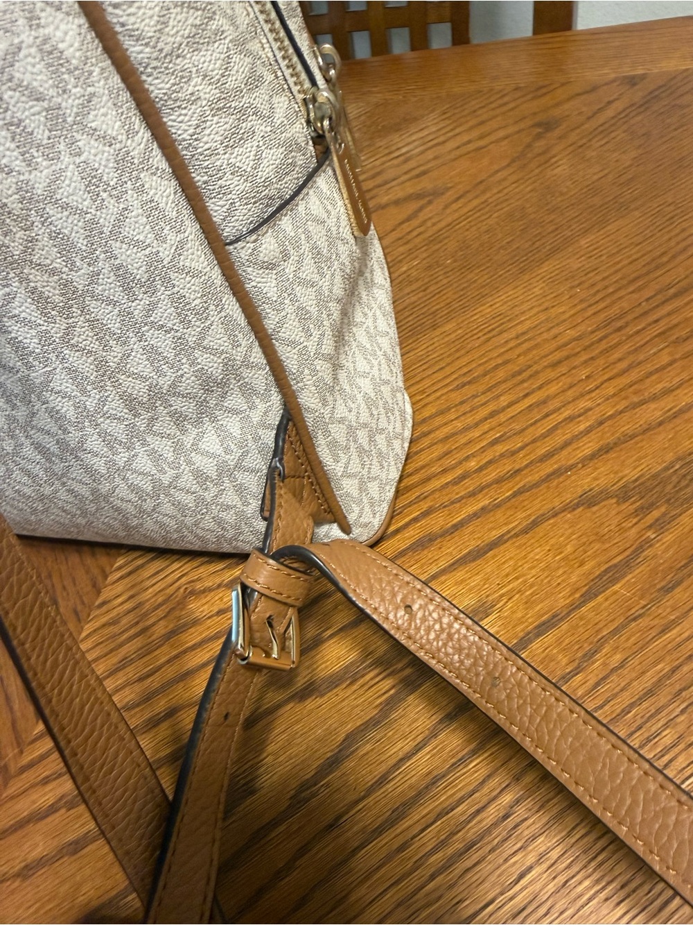 Michael Kors Abbey Mini Backpack Vanilla MK Logo Gold Studded Purse Bag EUC - Picture 4 of 12